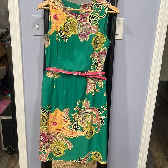 Dressbarn Dress with pockets - Picture 1 of 8
